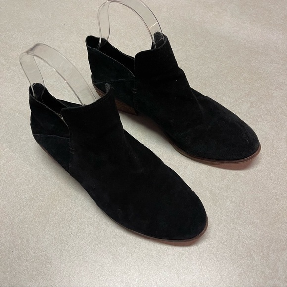 Sam Edelman Ankle Boots Solid Black Suede Bootie Womens size 7 M - Picture 2 of 8